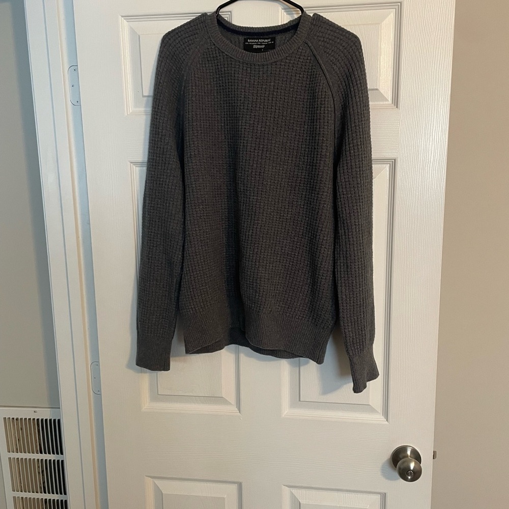 Banana Republic Gray Crewneck Sweater Timeless Knit